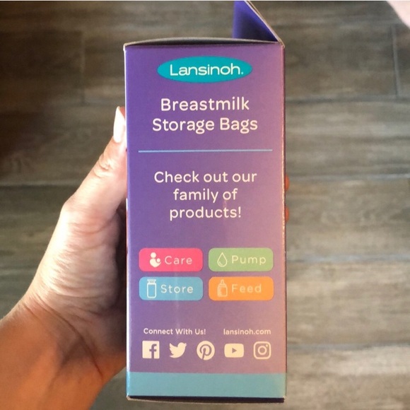 Lansinoh breast milk storage bags 50 count - Picture 2 of 8